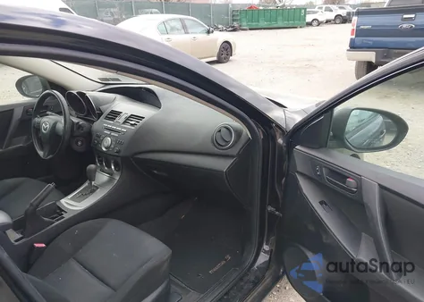 2011 Mazda Mazda3 I Sport from USA, damaged, VIN JM1BL1UG2B1441929